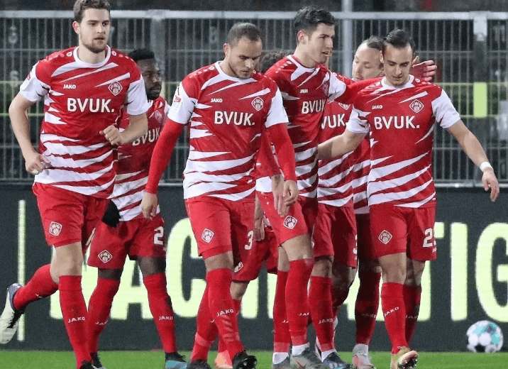 爱游戏APP-广州队内部会议纪要流出：国际比赛日刷新队史纪录，德国杯使命明确，身体对抗强度拉满(广州队狂飙2024首秀大战)